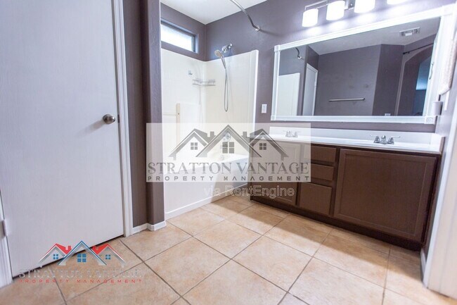 Building Photo - 10234 E Carol Ave