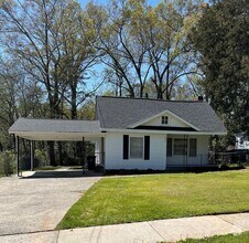 Building Photo - 3 Bedroom RANCH!! ***$100 FREE GROCERIES***