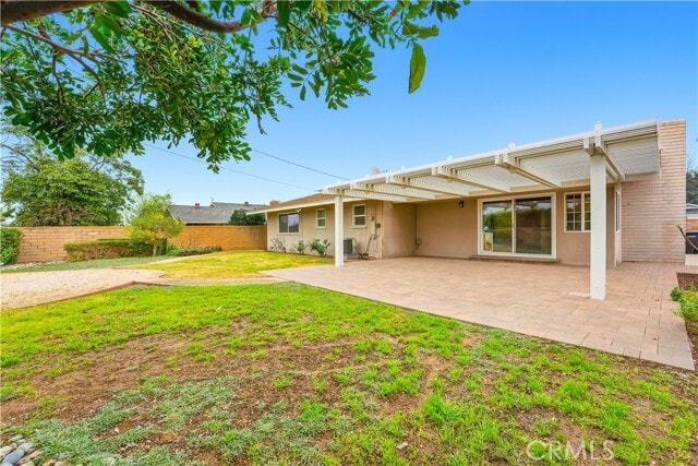 Building Photo - 1056 N Shaffer St