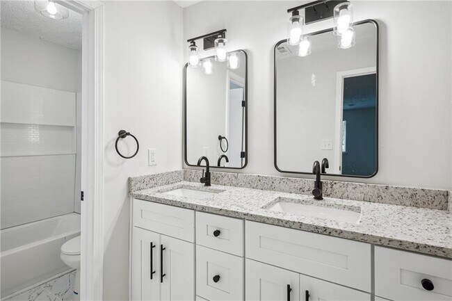 Building Photo - 3688 Burnley Ct