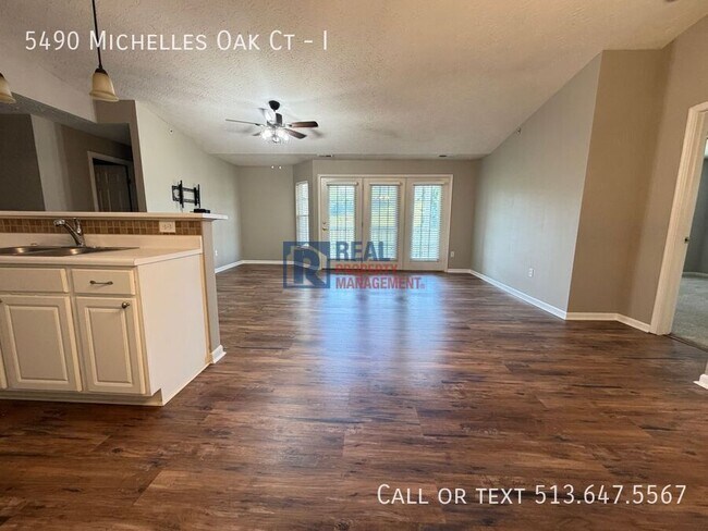 Building Photo - 5490 Michelles Oak Ct