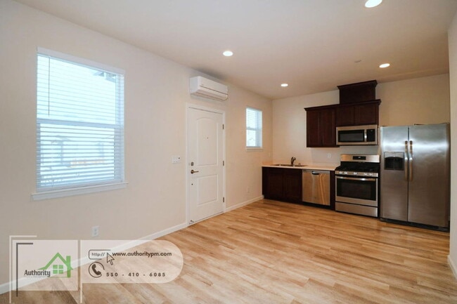 Building Photo - 838 Mission De Oro Dr