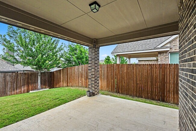 Building Photo - 7656 Northumberland Dr