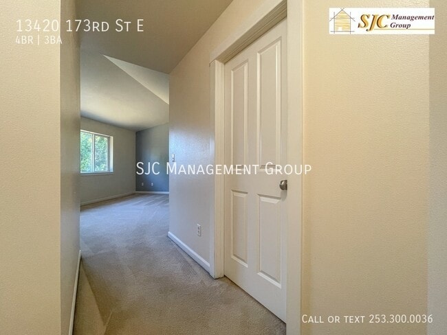 Building Photo - 13420 173rd St E