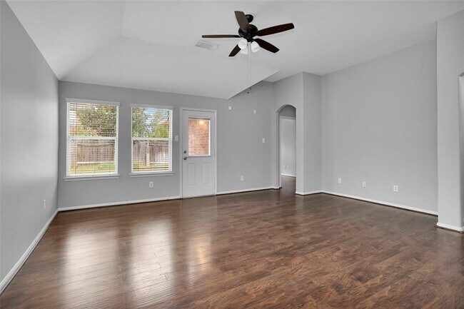 Building Photo - 28234 Sweet Oak Ln