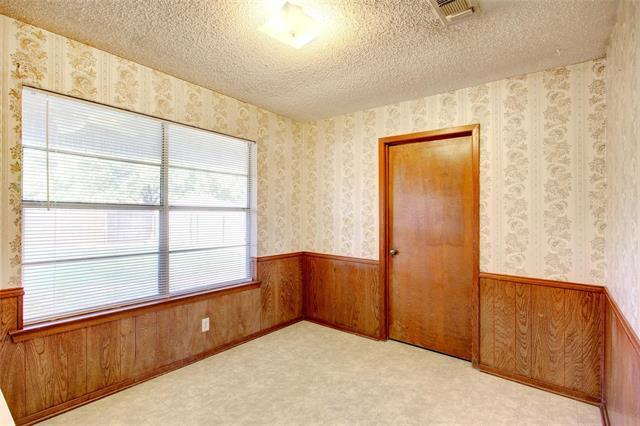 Building Photo - 3201 Ashford Ave