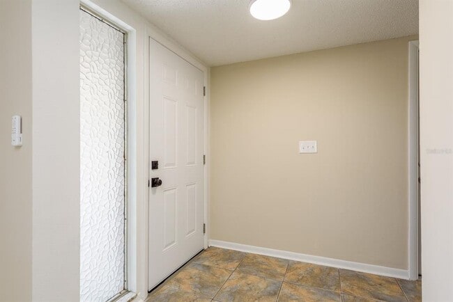 Building Photo - 2977 Palmetto Ct