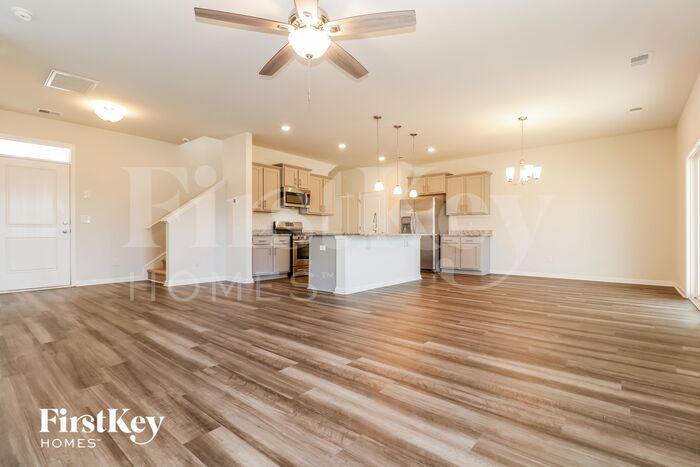 Building Photo - 591 Wayton Cir