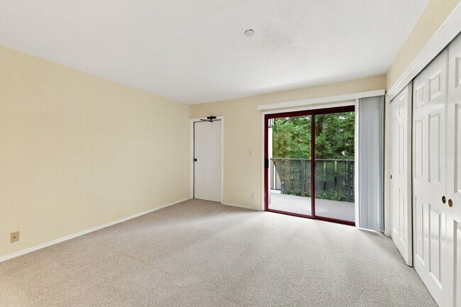 Building Photo - 4159 El Camino Way