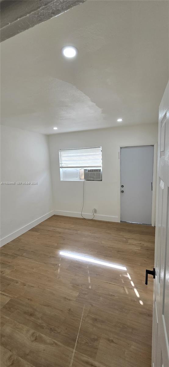 Building Photo - 417 NW 2nd Ave