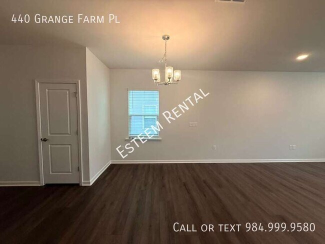 Building Photo - 440 Grange Farm Pl