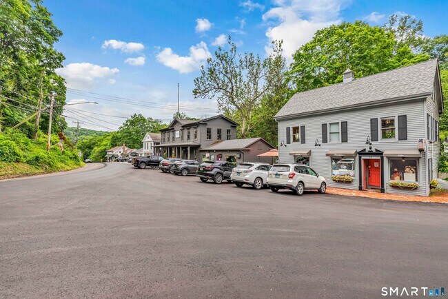 Building Photo - 84 Gunn Hill Rd