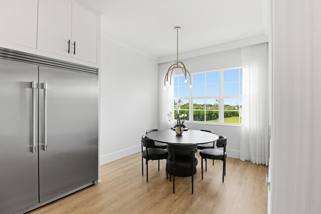 Building Photo - 655 Hookline Cir