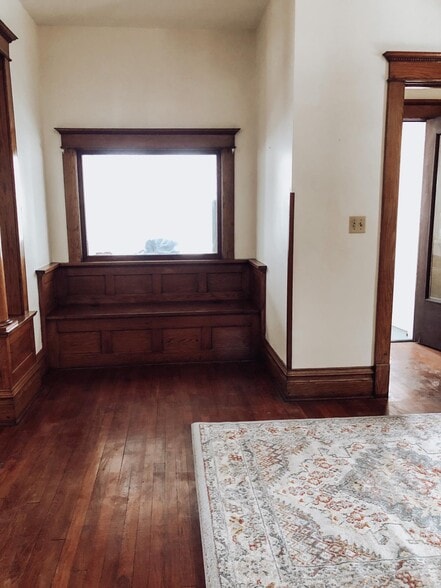 Building Photo - 1882 Loras Blvd