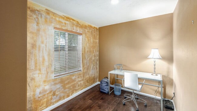 Building Photo - 1483 Glastonberry Rd