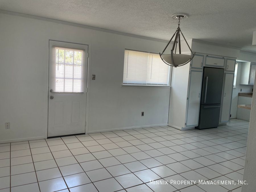 Building Photo - 1813 Mc Donald St