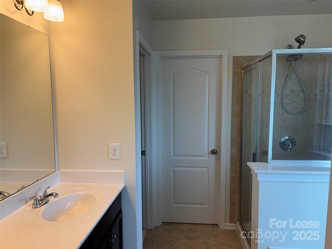 Building Photo - 78123 Rillstone Dr
