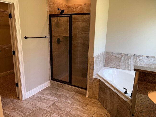 Building Photo - Wetumpka Home