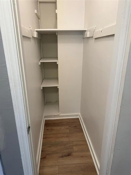 Building Photo - 1701 N Barnes Ave