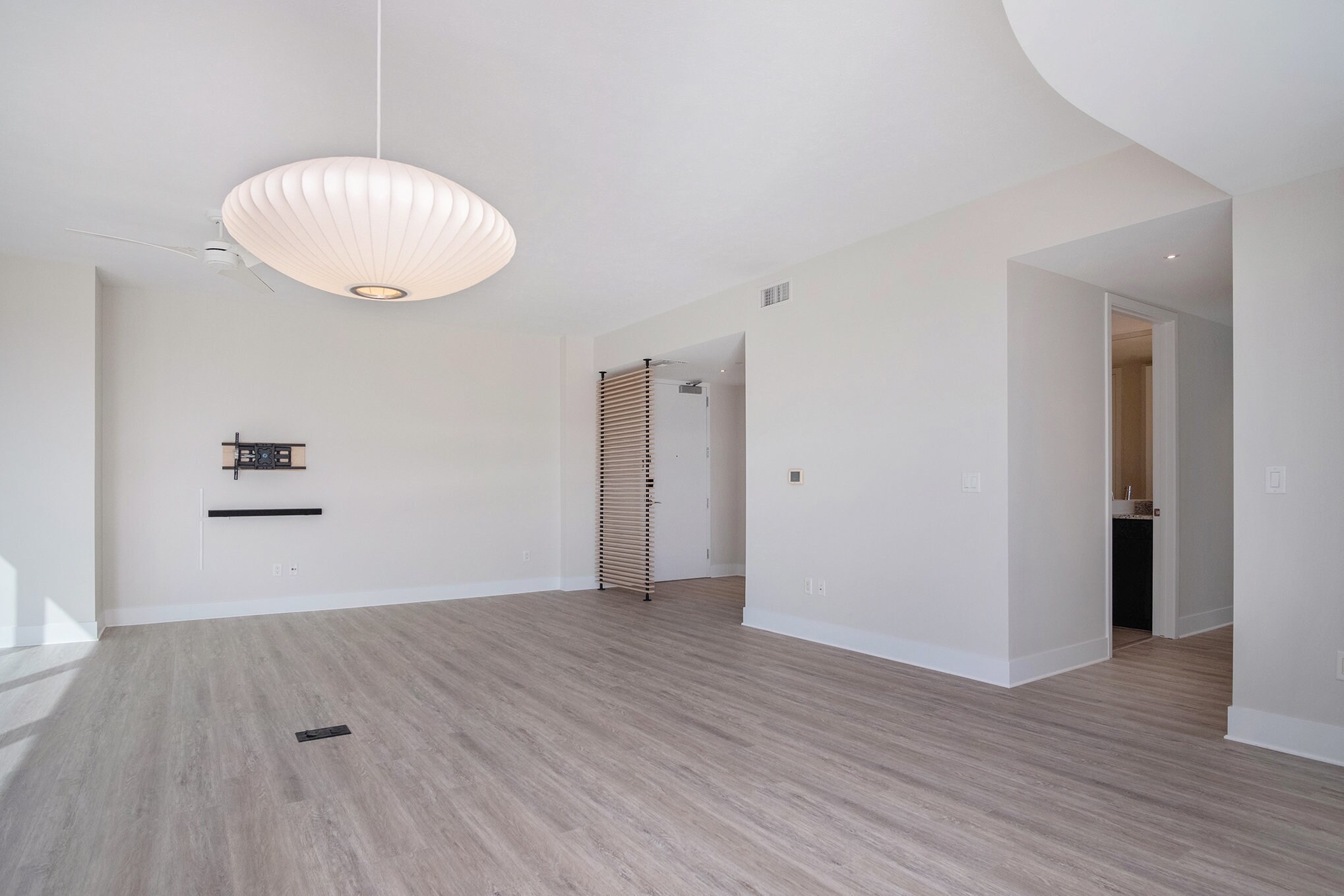 Building Photo - 335 Bridge St NW