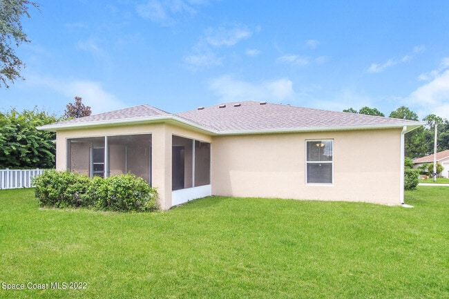 Building Photo - 5690 Cinnamon Fern Blvd