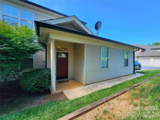 Building Photo - 2342 Brendon Patrick Ct