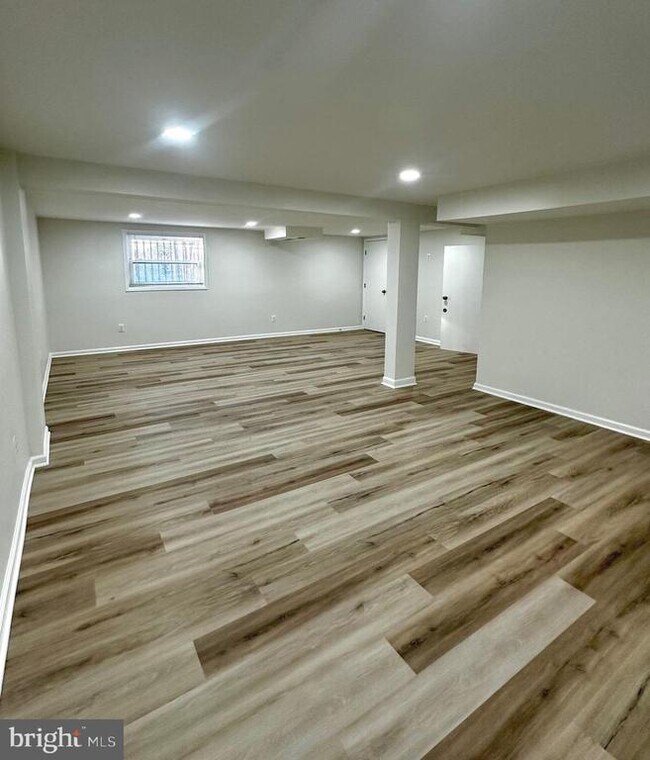 Building Photo - 5100 10th St N