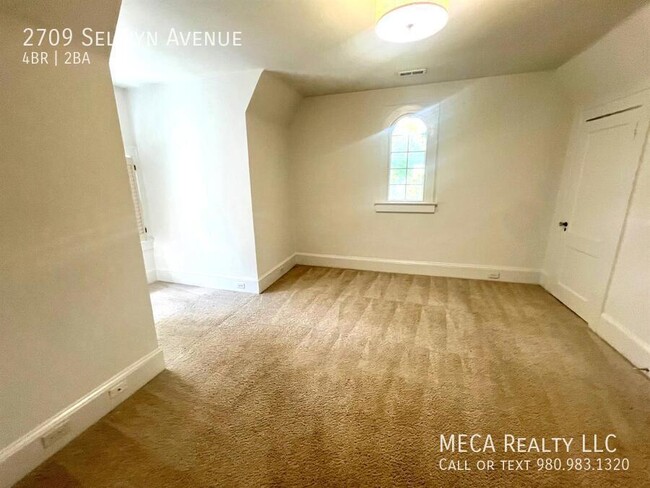 Building Photo - 2709 Selwyn Ave