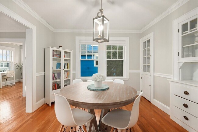 Building Photo - 54 Edgecliff Rd