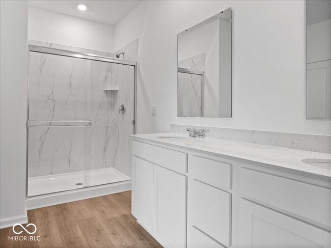 Building Photo - 2285 Pne Vly Dr