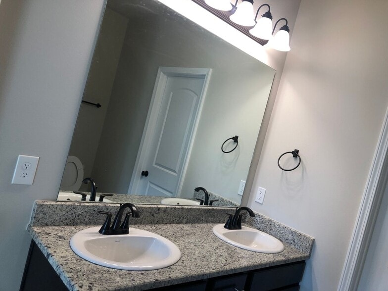 Building Photo - 210 St Fazzio St