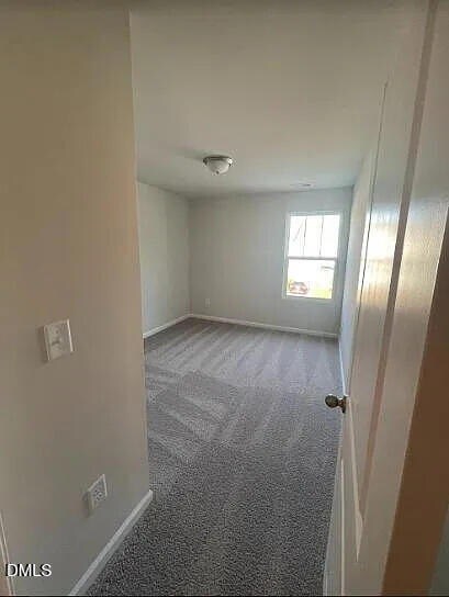 Building Photo - 930 Field Ivy Dr