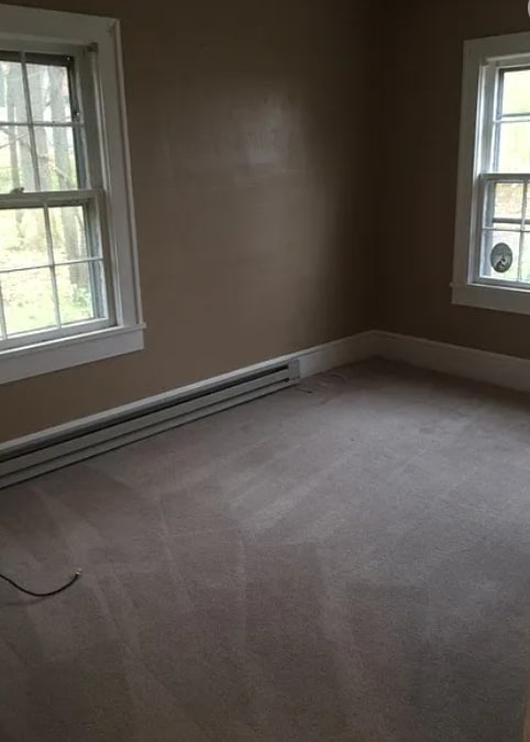 Building Photo - 2705 Valley View Ave