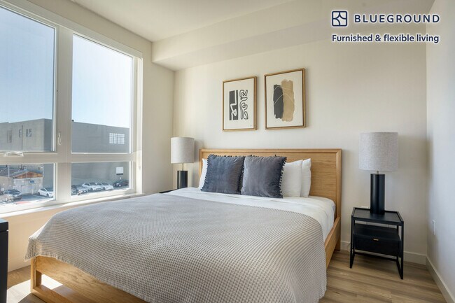 Building Photo - 975 Bryant St