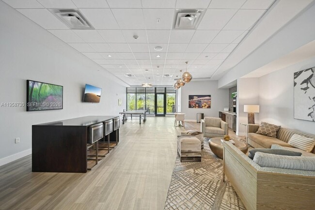 Building Photo - 3333 Central Gardens Cir