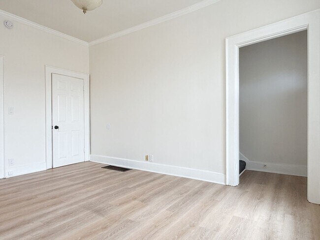 Building Photo - 313-313 NW Martin Luther King Jr Blvd