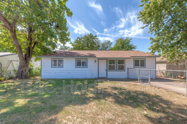 Building Photo - 204 S 197th E Ave