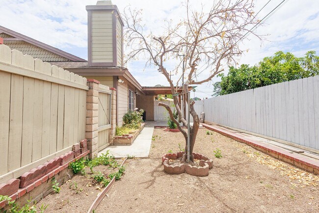 Building Photo - Spacious Single-Story 3-Bedroom Condo with Private Patio and 2-Car Garage