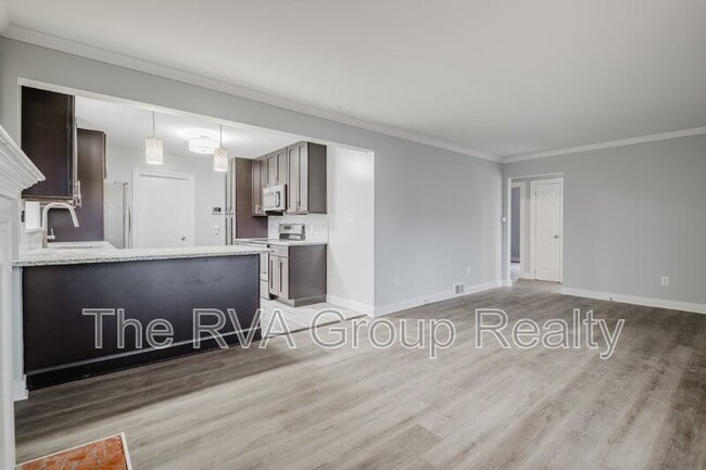 Building Photo - 4930 Bethlehem Rd