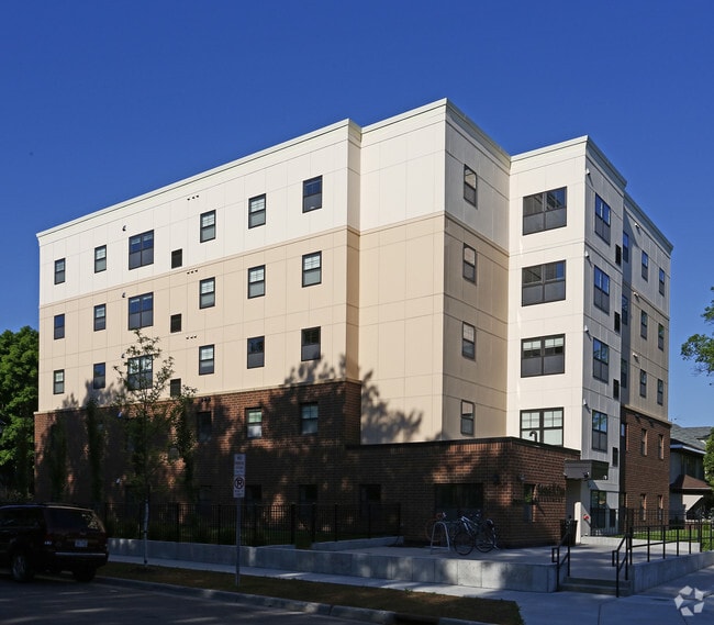 Grand & Finn Apartments - Grand and Finn I