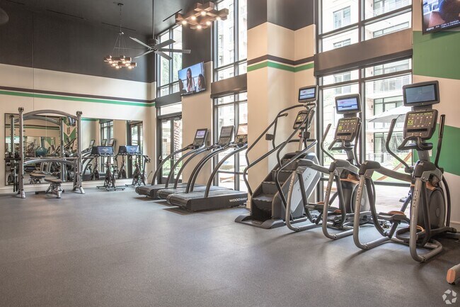 Building Photo - Luxury & Convenience in Houston!