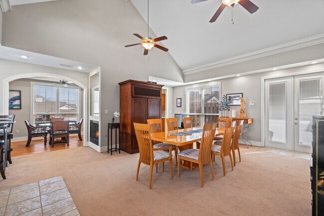 Building Photo - 66 Jeffrey Way