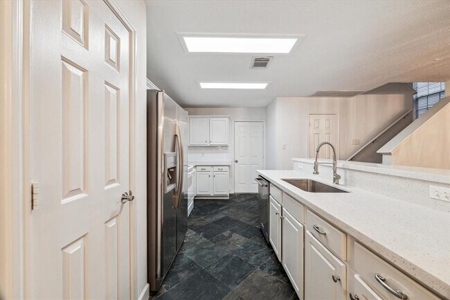 Building Photo - 227 Blushwood Pl