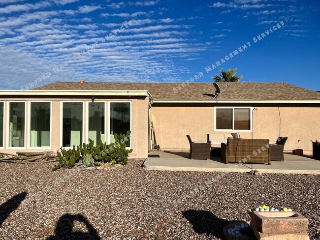 Building Photo - GOLF COURSE HOME W AMENITIES GALORE IN FOUNTAIN OF THE SUN 55+ COMMUNITY & COUNTRY CLUB