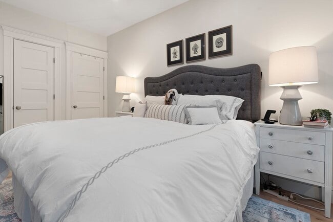 Building Photo - 1797 Beacon St