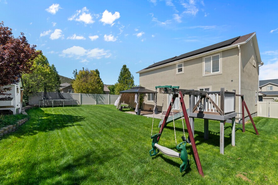 Building Photo - 4054 E Mohican Dr