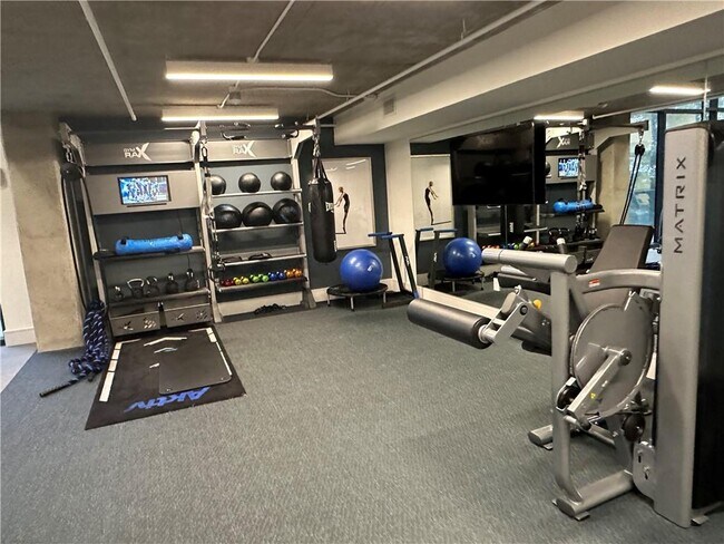 Building Photo - 788 West Marietta St NW