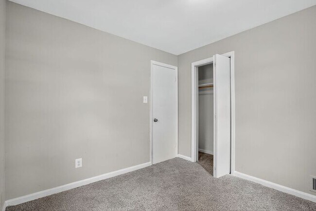 Building Photo - 4984 Leonardtown Rd