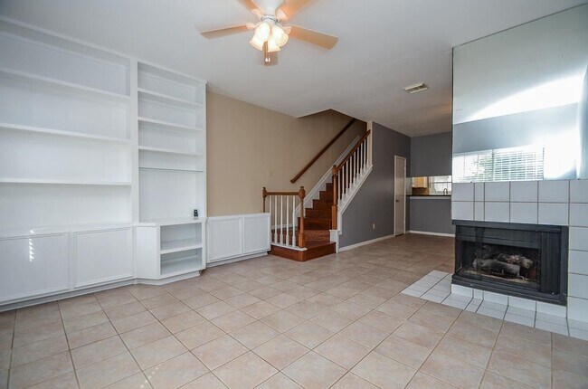 Building Photo - 2930 Grants Lake Blvd