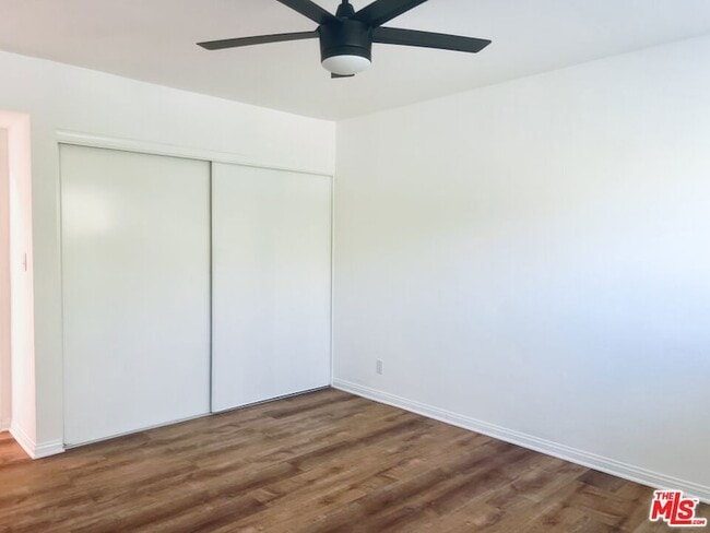 Building Photo - 5263 Riverton Ave